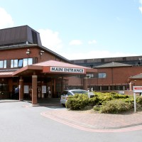 Main entrance of Lincoln County Hospital